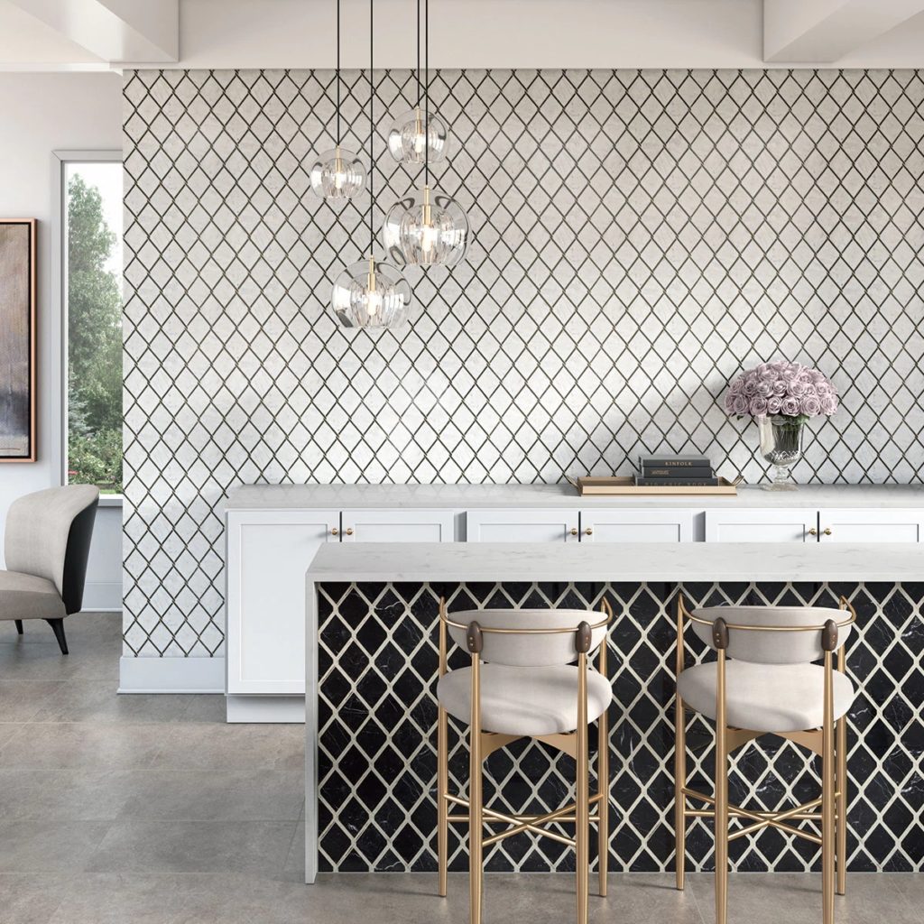 Tiled kitchen backsplash in diamond shapes