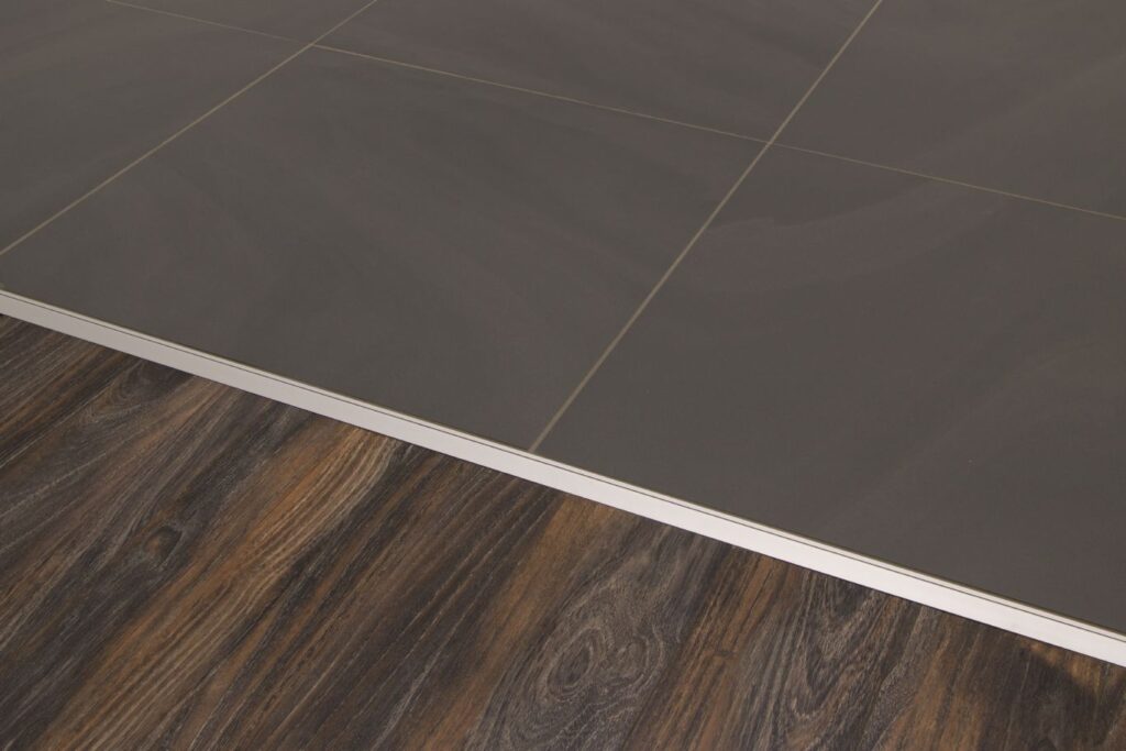 Guide To Flooring Transition Strips, How To Transition From Tile Vinyl